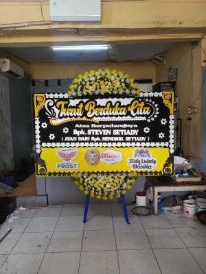 Papan Bunga di Kepatihan Tirtoyudo